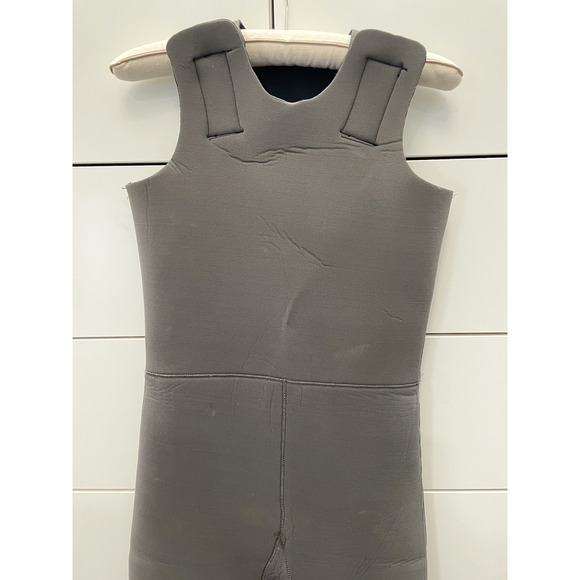 U.S. Divers Gray Sleeveless Wetsuit - Women's Size Medium - Approx 55" long - Picture 2 of 16